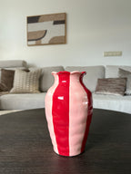 Vaas Cherry roze rood detail - Néva Living