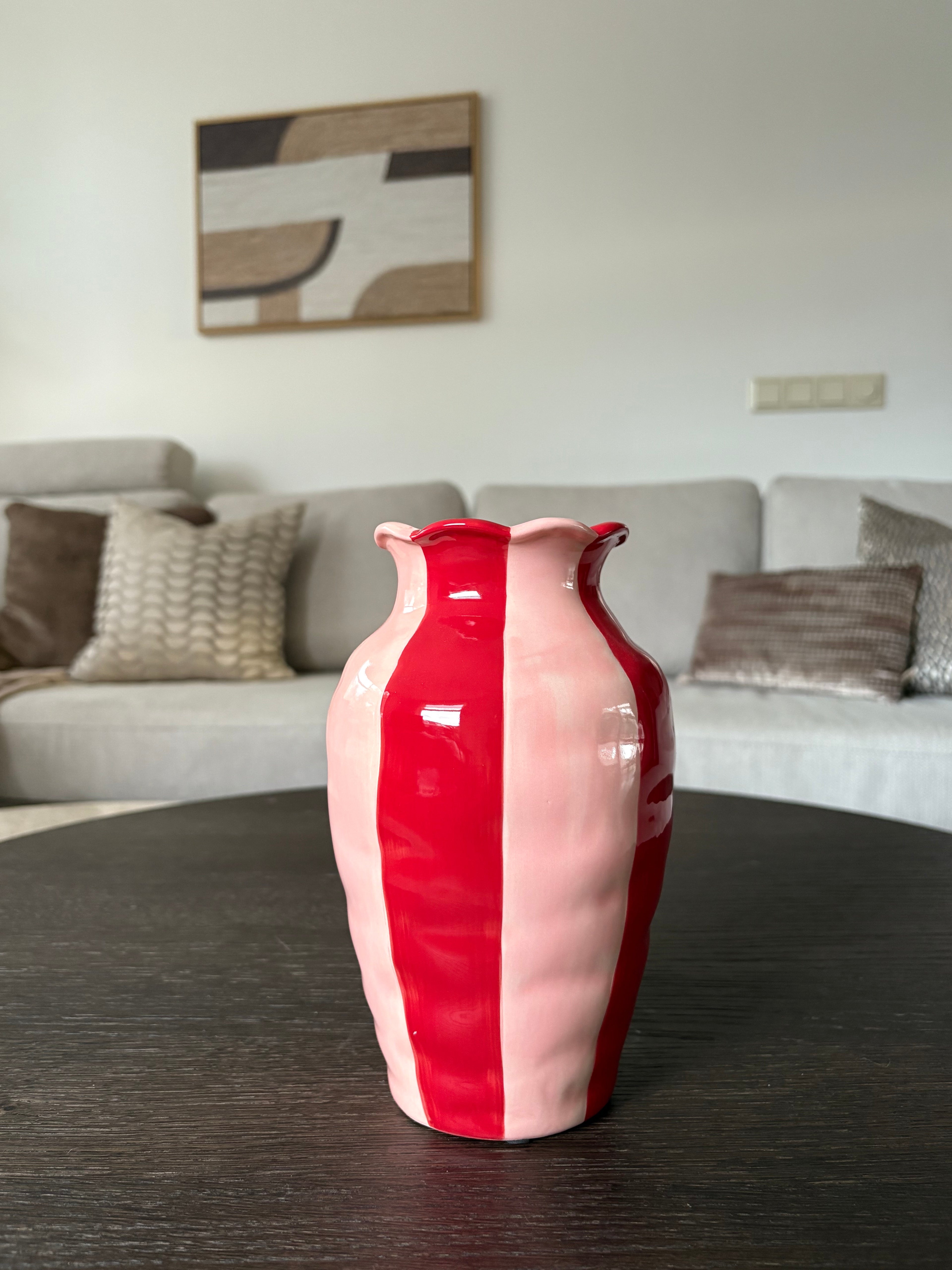 Vaas Cherry roze rood detail - Néva Living